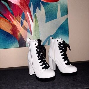 White leather lace up heeled boots w/ zippered sides punk y2k footwear fashion